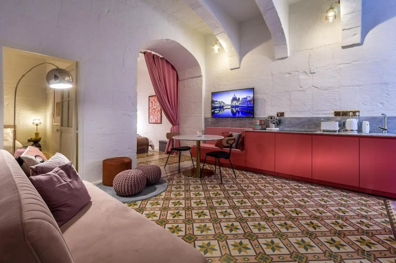 Impressive & Stylish Palazzino In Valletta Ddem1-3