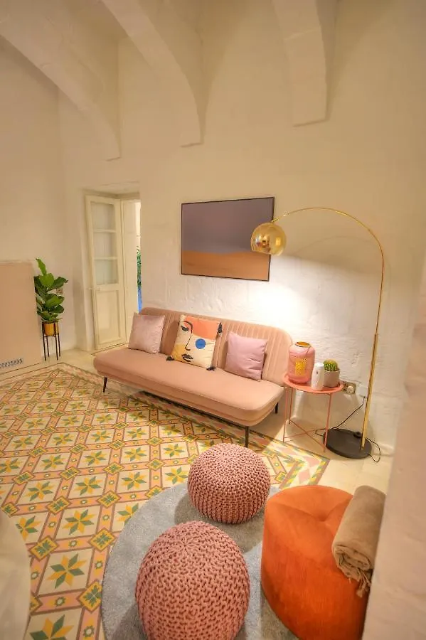 Impressive & Stylish Palazzino In Valletta Ddem1-3 Apartment
